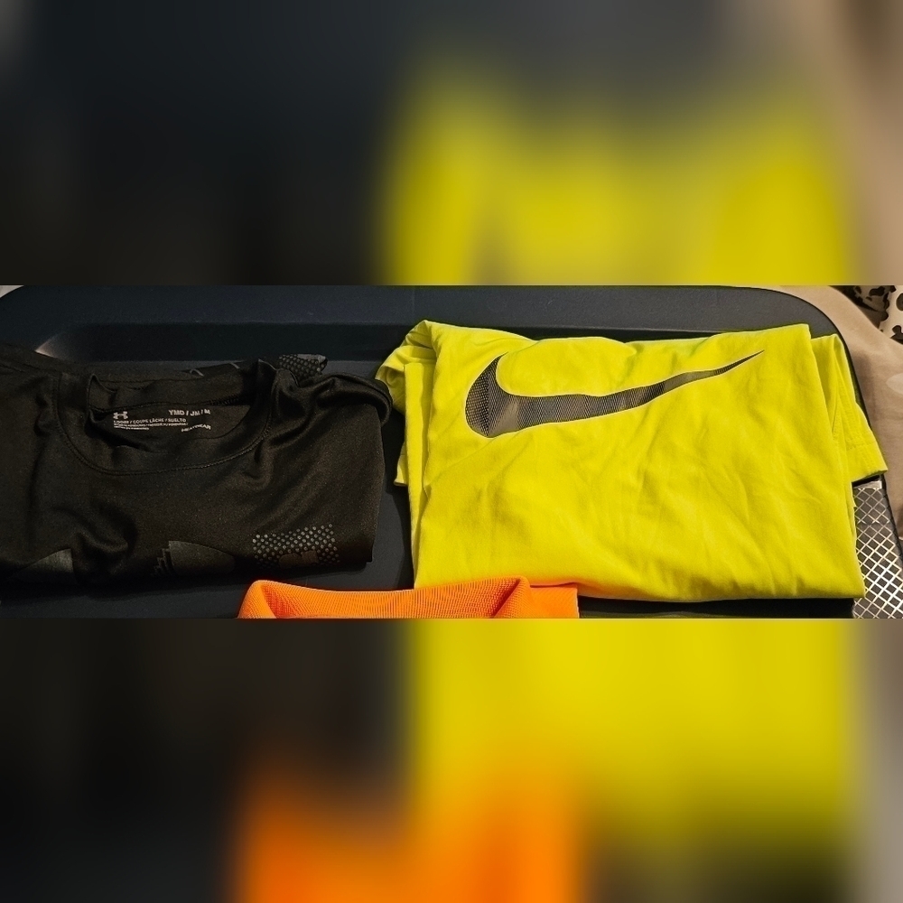 Under Armour & Nike Dri Fit bundle of 2